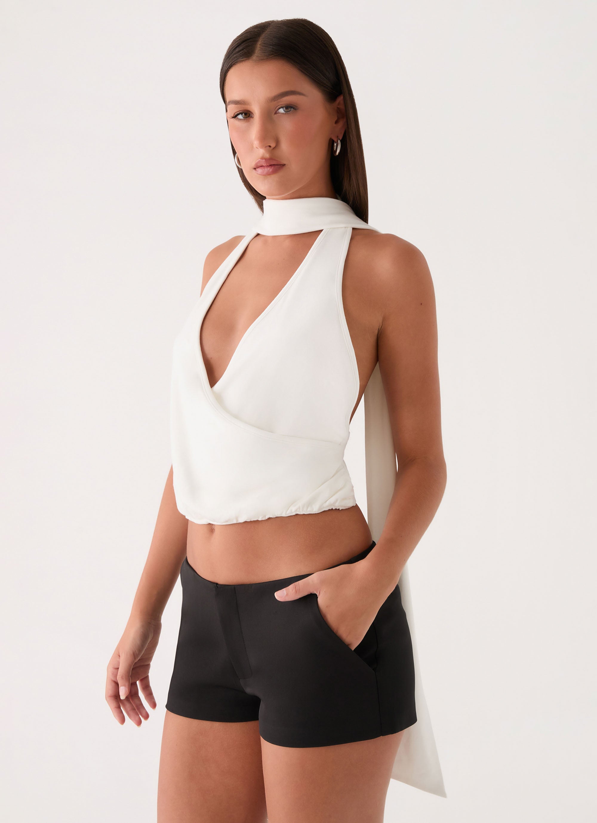 Auriella Low Rise Suiting Shorts - Black