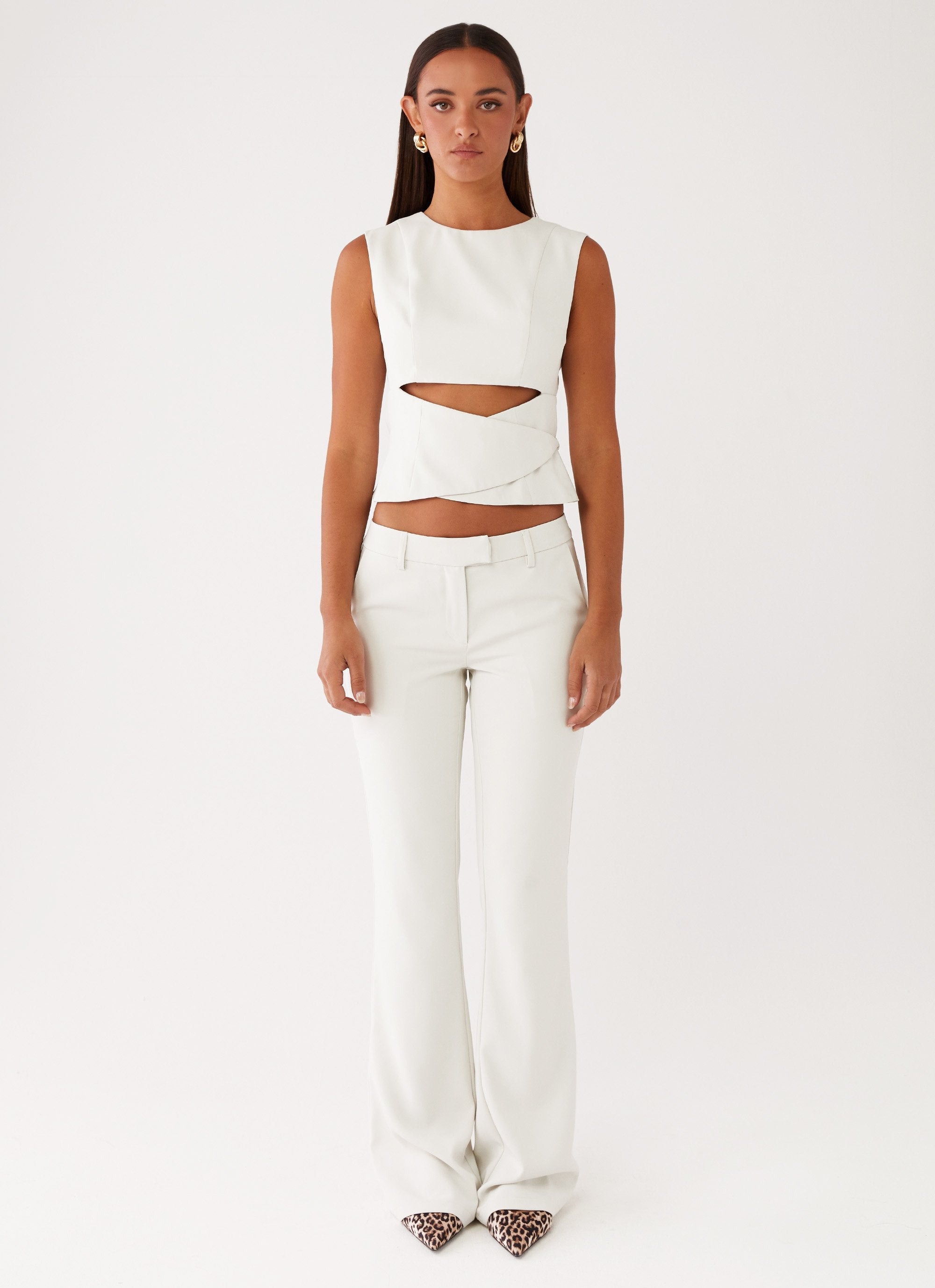 Cyra Low Rise Slim Fit Pants - Ivory